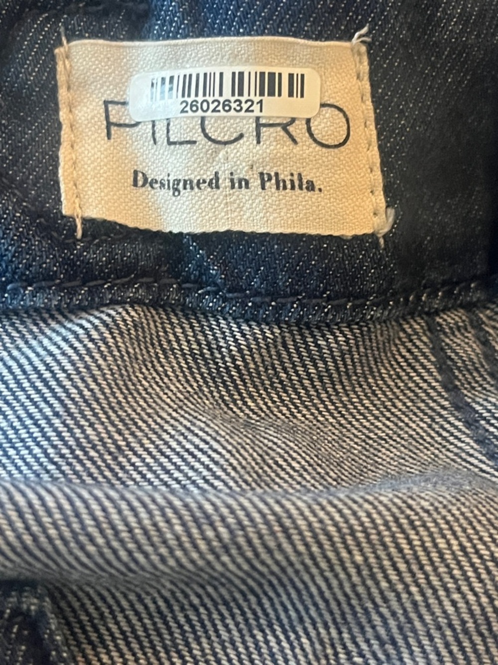 Pilcro Pleated Crop Jeans, size 25 - Picture 5 of 9